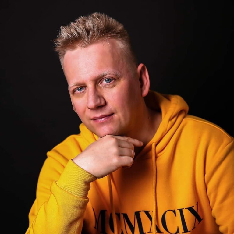 Robert Słowikowski